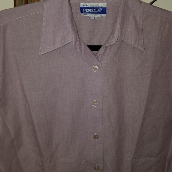$5 ITEM. Classic Pendleton Button Down Shirt. MUST BUNDLE WITH OTHER ITEMS - Picture 4 of 6